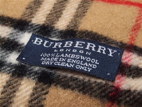 vintage burberry scarf label